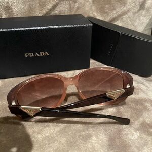 Prada Sunglasses🕶️